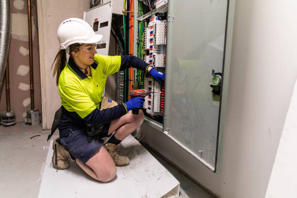 Best Local Electrician Companies  in Oral City, FL